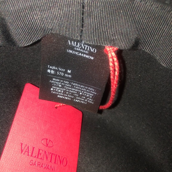 NWT $595 VALENTINO Fur Felt Bucket Hat! - Picture 9 of 16